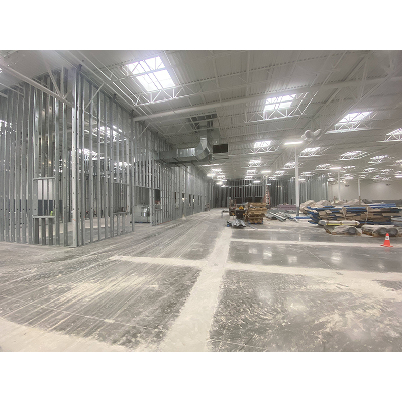 Commercial, retail, entertainment venue and warehouse construction. Interior framing and drywall.