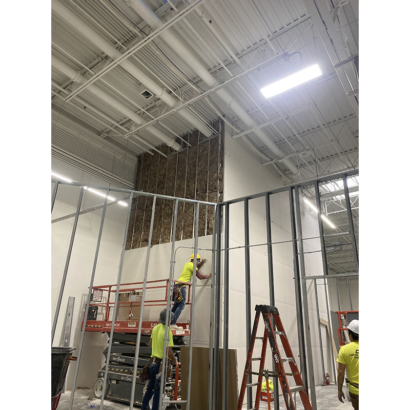 Commercial, retail, entertainment venue and warehouse construction. Interior framing and drywall.